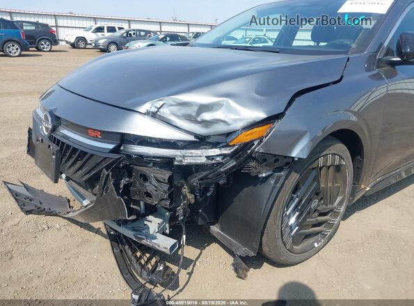 3N1AB9DV7TY299556 2026 NISSAN SENTRA Серый Вид спереди