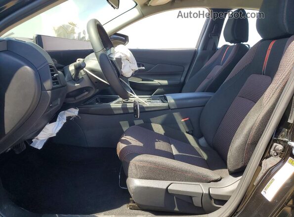 3N1AB9DVXTY258886 2026 NISSAN SENTRA Черный Вид салона спереди