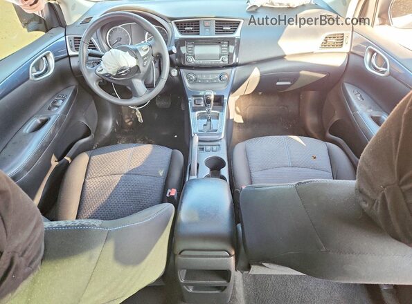 3N1CB7AP0HY319169 2017 NISSAN SENTRA Черный Вид панели приборов