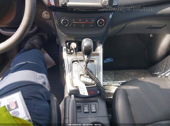 3N1CB7AP4HY235193 2017 NISSAN SENTRA Red Dashboard view