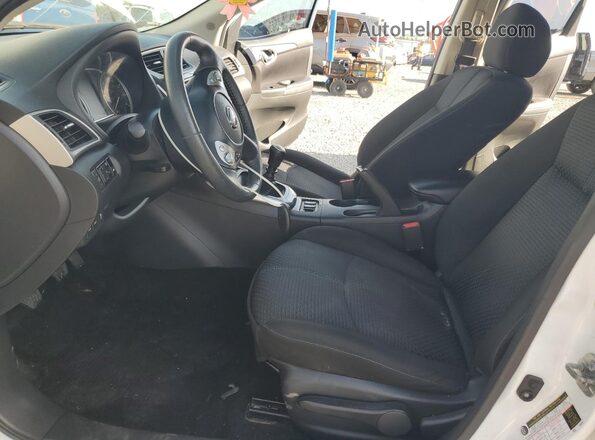 3N1CB7AP5HY226440 2017 NISSAN SENTRA White Front interior view