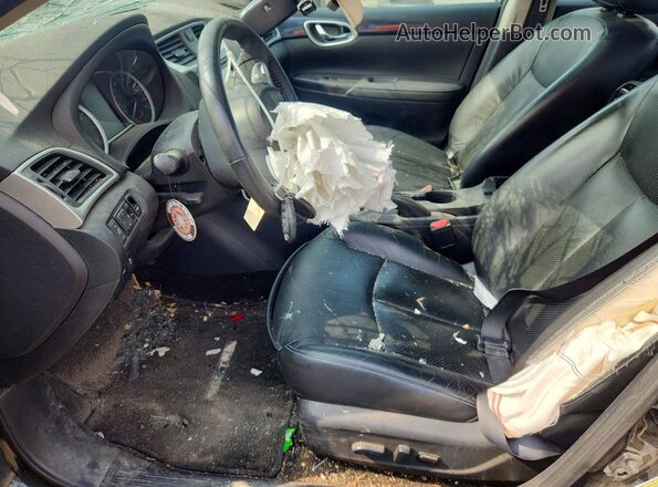 3N1CB7AP5JY308027 2018 NISSAN SENTRA Черный Вид салона спереди