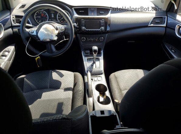 3N1CB7APXHY238471 2017 NISSAN SENTRA Белый Вид панели приборов