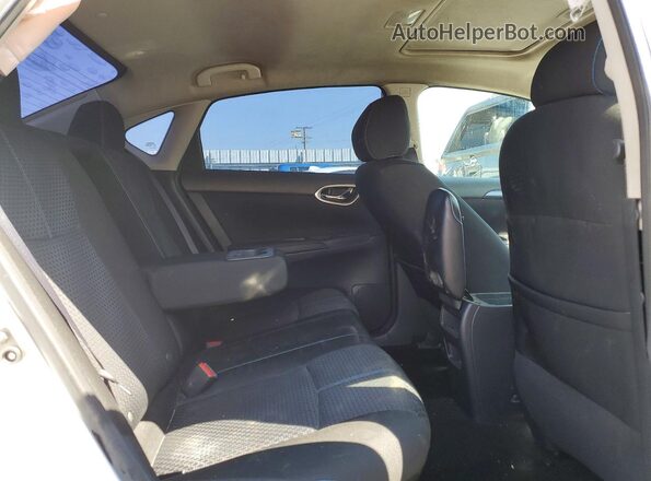 3N1CB7APXHY238471 2017 NISSAN SENTRA Белый Вид задних сидений