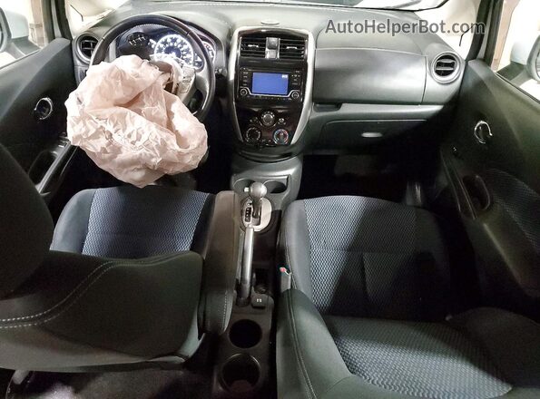 3N1CE2CP0GL384638 2016 NISSAN VERSA Silver Вид панелі приладів