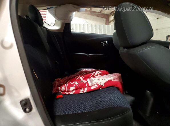 3N1CE2CP0GL384638 2016 NISSAN VERSA Silver Вид задніх сидінь