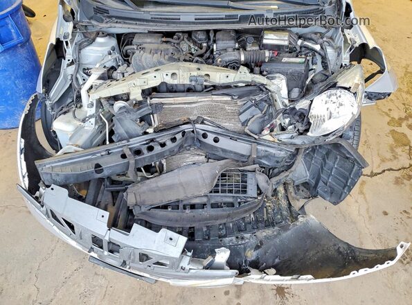 3N1CE2CP0GL384638 2016 NISSAN VERSA Silver Вид задньої частини салону