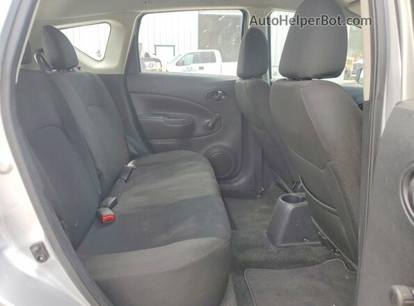 3N1CE2CP0JL359021 2018 NISSAN VERSA Silver უკანა სავარძლების ხედი