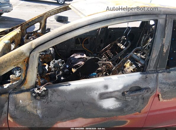 3N1CE2CP1GL387841 2016 NISSAN VERSA NOTE Red Widok z przodu