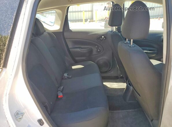 3N1CE2CP1HL366411 2017 NISSAN VERSA White Вид задньої частини салону