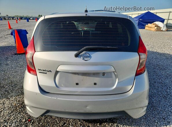 3N1CE2CP2HL357491 2017 NISSAN VERSA Серебряный Вид сзади