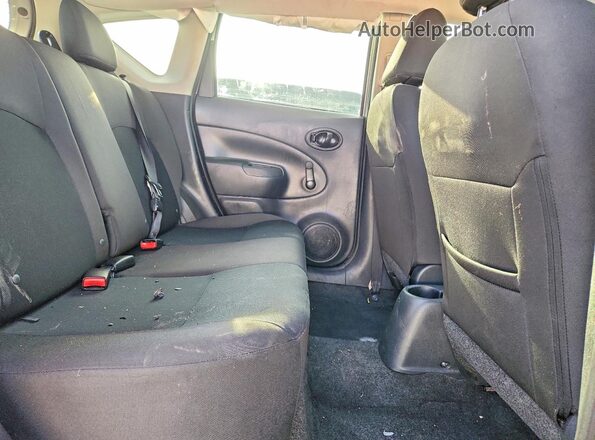 3N1CE2CP2HL357491 2017 NISSAN VERSA Серебряный Вид задних сидений