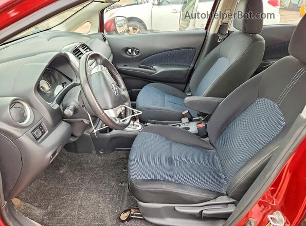 3N1CE2CP3GL388389 2016 NISSAN VERSA Бордовый Вид салона спереди
