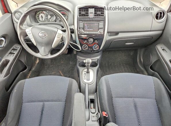3N1CE2CP3GL388389 2016 NISSAN VERSA Бордовый Вид панели приборов