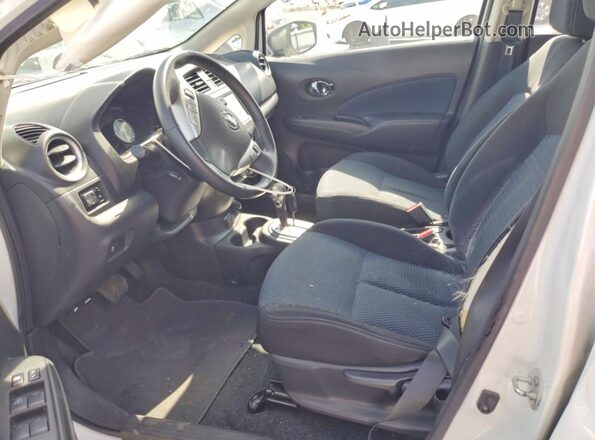 3N1CE2CP3KL357104 2019 NISSAN VERSA White Սալոնի դիմացի տեսք