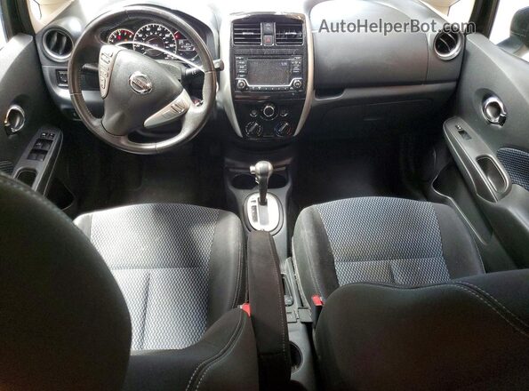 3N1CE2CP4GL372301 2016 NISSAN VERSA Черный Вид панели приборов