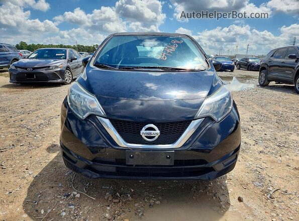 3N1CE2CP4HL375975 2017 NISSAN VERSA Black Widok z przodu