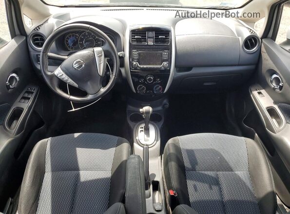 3N1CE2CP5HL368288 2017 NISSAN VERSA Silver Widok deski rozdzielczej