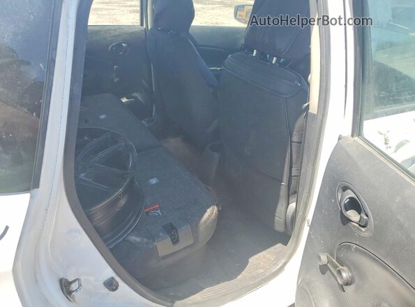3N1CE2CP6KL364256 2019 NISSAN VERSA White Vista de los asientos traseros