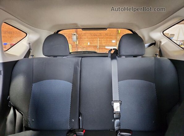 3N1CE2CP7HL372925 2017 NISSAN VERSA Blue Հետևի նստատեղերի տեսք