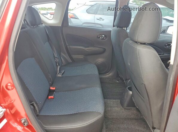 3N1CE2CP7JL370341 2018 NISSAN VERSA Red Widok tylnych siedzeń