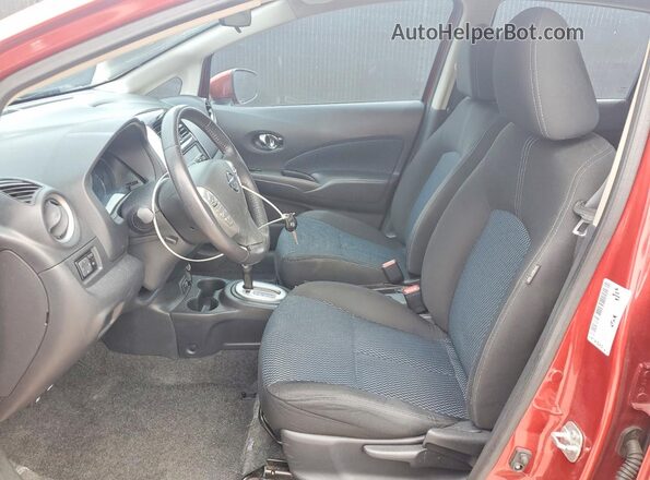 3N1CE2CP7JL370341 2018 NISSAN VERSA Red Widok wnętrza z przodu