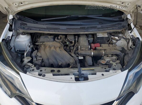 3N1CE2CP8HL358144 2017 NISSAN VERSA White Vista del compartimento del motor