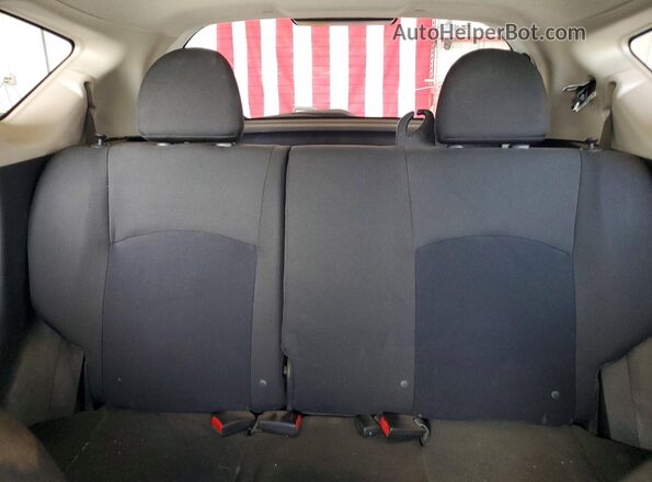 3N1CE2CP8HL358144 2017 NISSAN VERSA White Vista de los asientos traseros