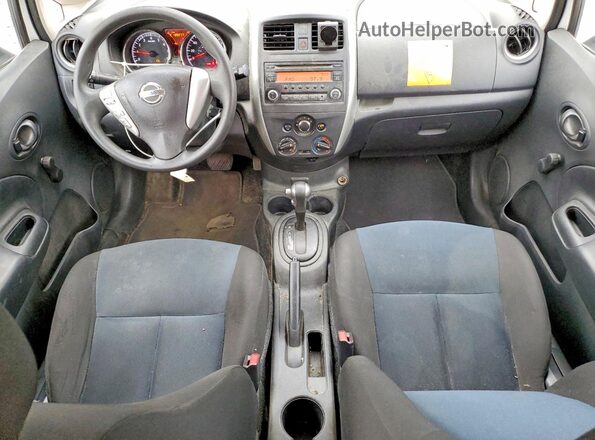 3N1CE2CP9JL351922 2018 NISSAN VERSA White Вид панелі приладів