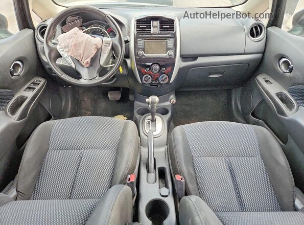 3N1CE2CP9JL353685 2018 NISSAN VERSA Black Widok deski rozdzielczej