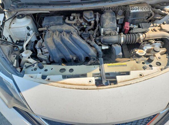 3N1CE2CPXKL357973 2019 NISSAN VERSA White Սալոնի հետևի տեսք