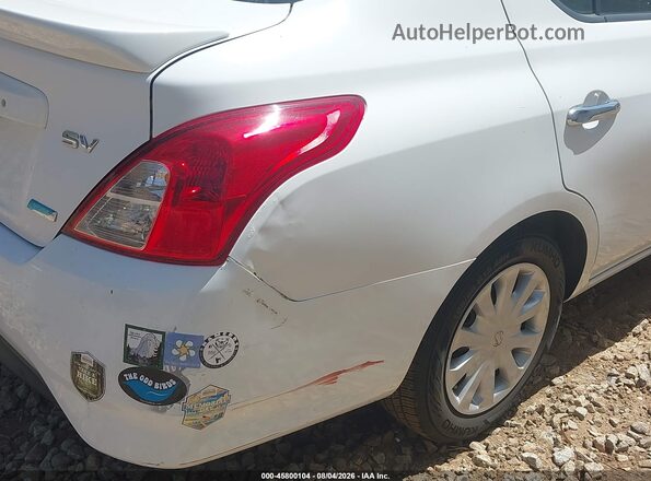 3N1CN7AP0GL826608 2016 NISSAN VERSA White Front view