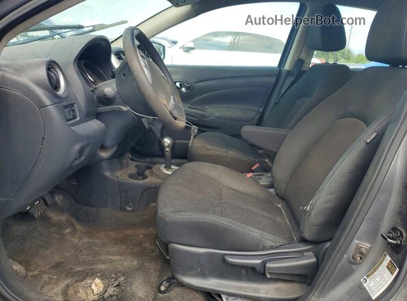 3N1CN7AP0KL844258 2019 NISSAN VERSA Gray Սալոնի դիմացի տեսք
