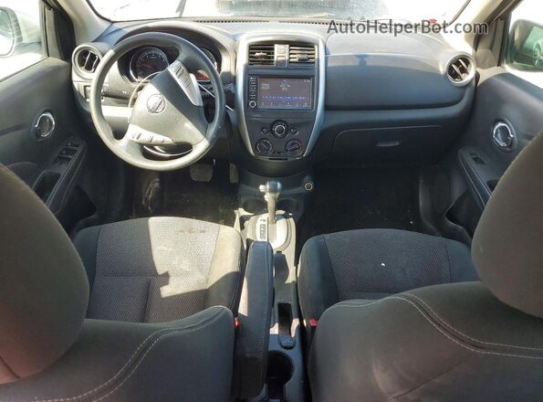 3N1CN7AP0KL847368 2019 NISSAN VERSA Серебряный Вид панели приборов