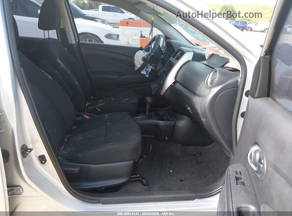 3N1CN7AP1GL911702 2016 NISSAN VERSA Silver Սալոնի դիմացի տեսք
