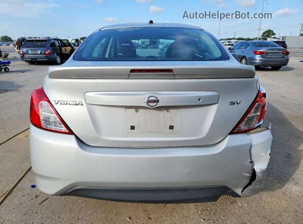 3N1CN7AP1HL810287 2017 NISSAN VERSA Silver Հետևի տեսք