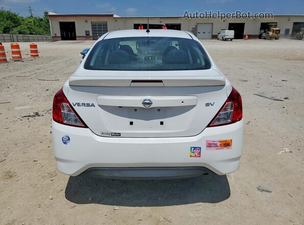 3N1CN7AP1KL860176 2019 NISSAN VERSA Белый Вид сзади