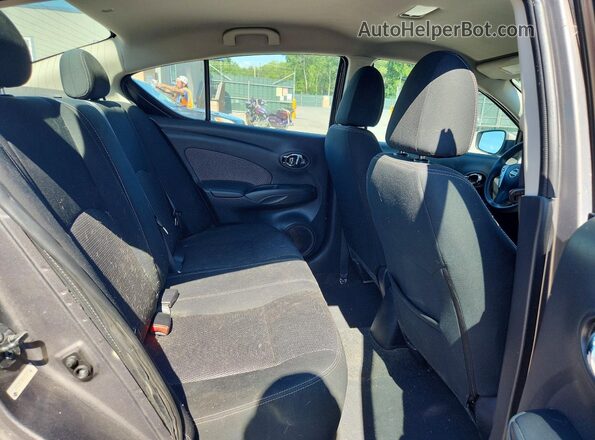 3N1CN7AP2GL820244 2016 NISSAN VERSA Gray Widok tylnych siedzeń