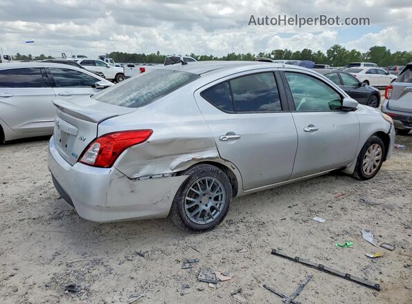 3N1CN7AP2GL837433 2016 NISSAN VERSA Серебряный Задняя правая четверть