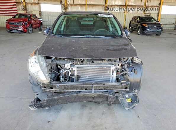 3N1CN7AP2GL849517 2016 NISSAN VERSA Gray Widok z przodu