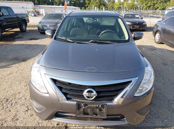 3N1CN7AP2HL814722 2017 NISSAN VERSA Gray Front view