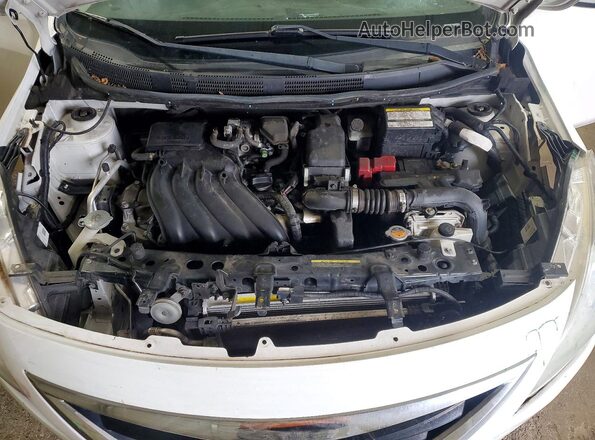 3N1CN7AP2HL879845 2017 NISSAN VERSA White Սալոնի հետևի տեսք