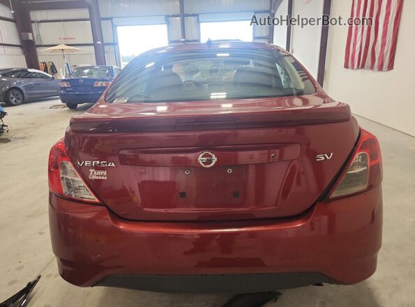 3N1CN7AP2JL816864 2018 NISSAN VERSA Red Հետևի տեսք