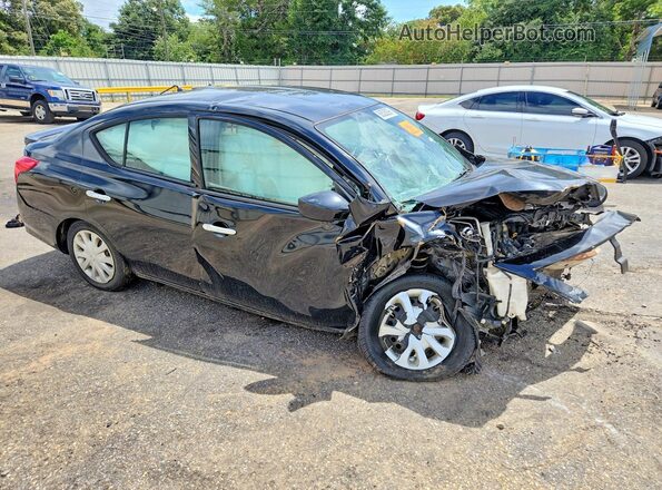 3N1CN7AP2JL824804 2018 NISSAN VERSA Black Передня права чверть