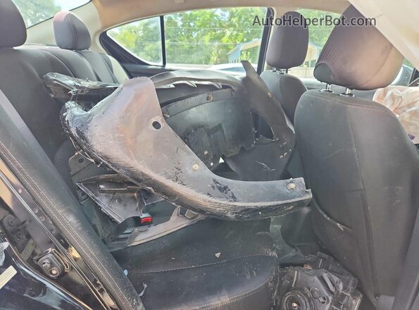 3N1CN7AP2JL824804 2018 NISSAN VERSA Black Вид задніх сидінь