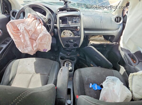 3N1CN7AP2JL824804 2018 NISSAN VERSA Black Вид панелі приладів