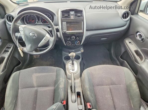 3N1CN7AP2KL821113 2019 NISSAN VERSA Silver Вид панелі приладів