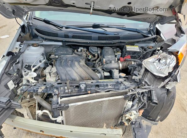 3N1CN7AP2KL821113 2019 NISSAN VERSA Silver Вид задньої частини салону