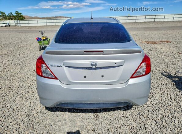 3N1CN7AP2KL837358 2019 NISSAN VERSA Silver Vista trasera