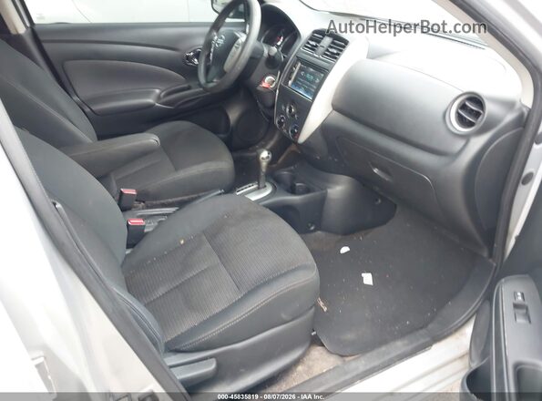 3N1CN7AP3GL815876 2016 NISSAN VERSA Silver წინა სალონის ხედი